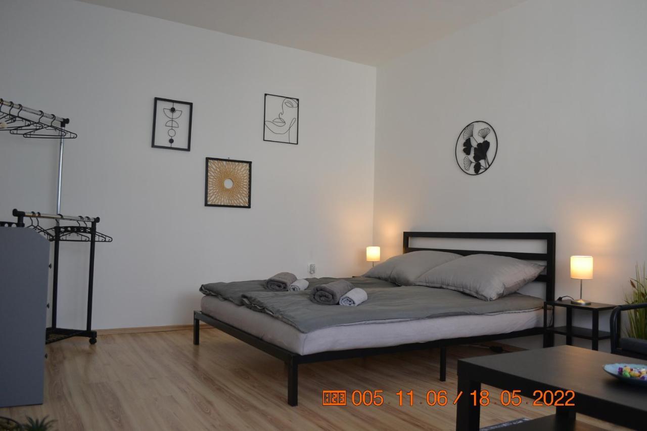 Sziget Apartman Eger Exterior foto